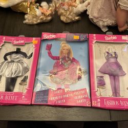 Barbie Fashion Avenue Outfits
