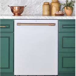 LG Cafe dishwasher Rare White/gold