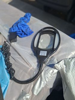 Magnifier lamp