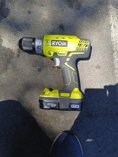 Ryobi Deal Finders 18-Volt One+ Cordless 1/2 in. Hammer Drill/Driver 