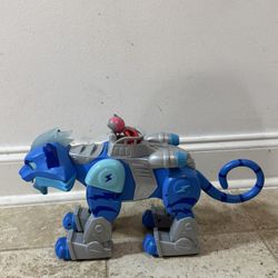 Hasbro PJ Masks Animal Power Charge and Roar Power Cat