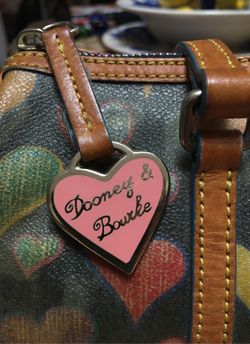 Dooney & Bourke purse
