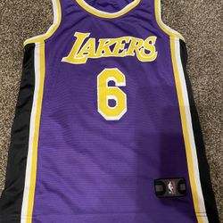 LeBron James Youth Jersey SMALL