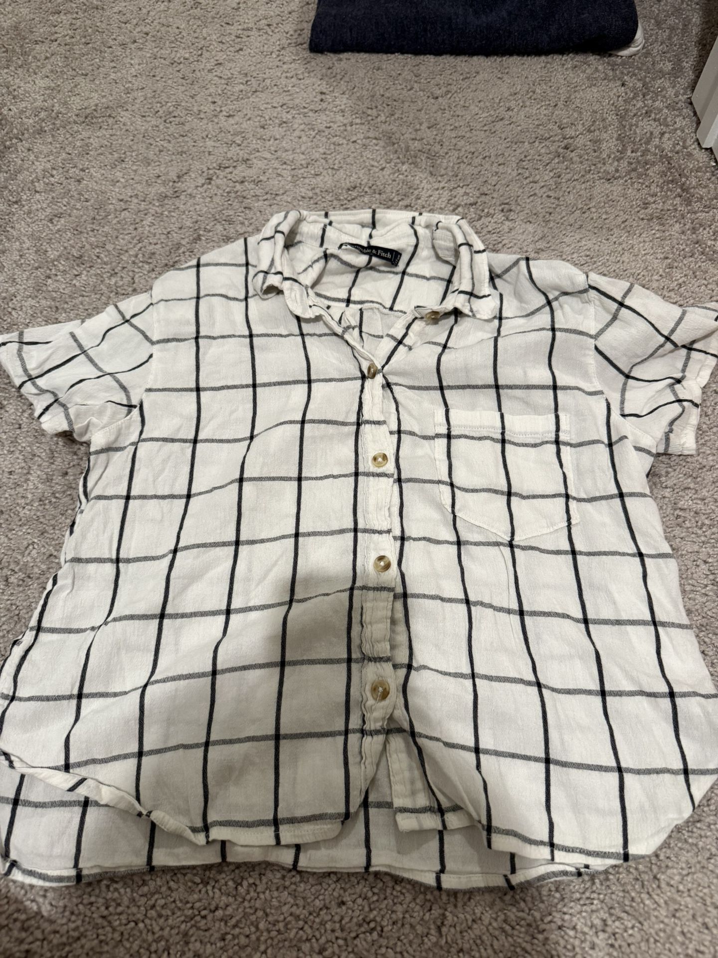 Abercrombie And Fitch Shirt Size Small