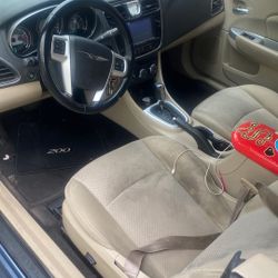 2011 Chrysler 200