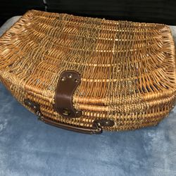 Picnic basket