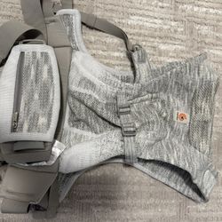 Ergo Baby Aerloom Carrier 