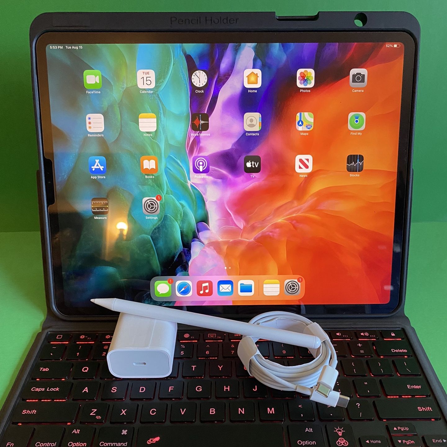 Apple IPad Pro 12.9” 4th Generation (2020 Model/ Face ID/Liquid Retina) 128GB with pen, keyboard case & Accessories (1TB $849) 