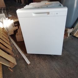 Dishwasher 