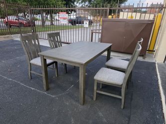 Gray Wood Dining Table Set with 4 Chairs