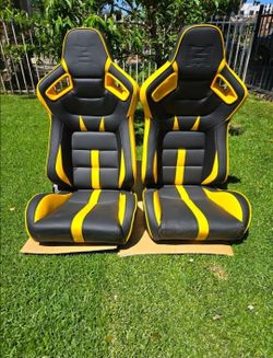 Universal Racing Seats