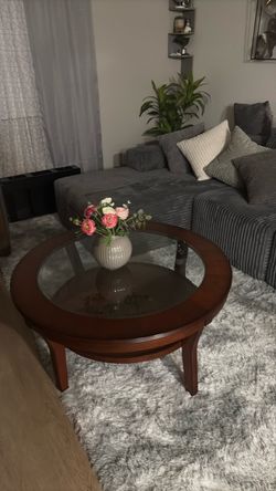 Coffee and side table