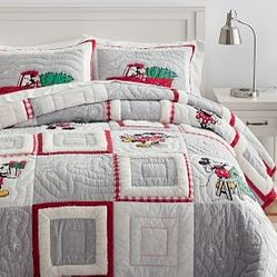 Queen Mickey Pottery Barn Christmas Quilt