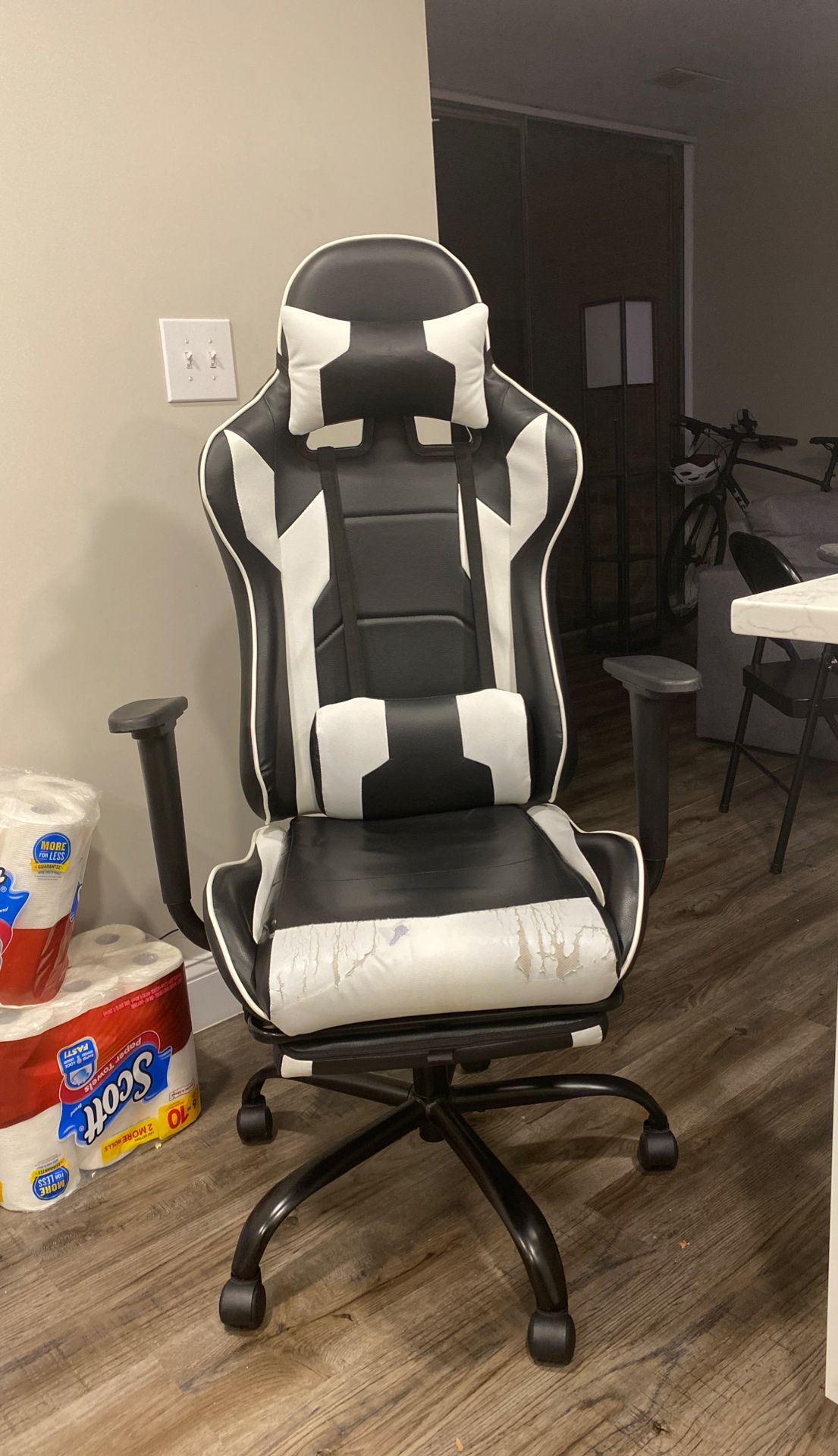 Gaming Chair for sale