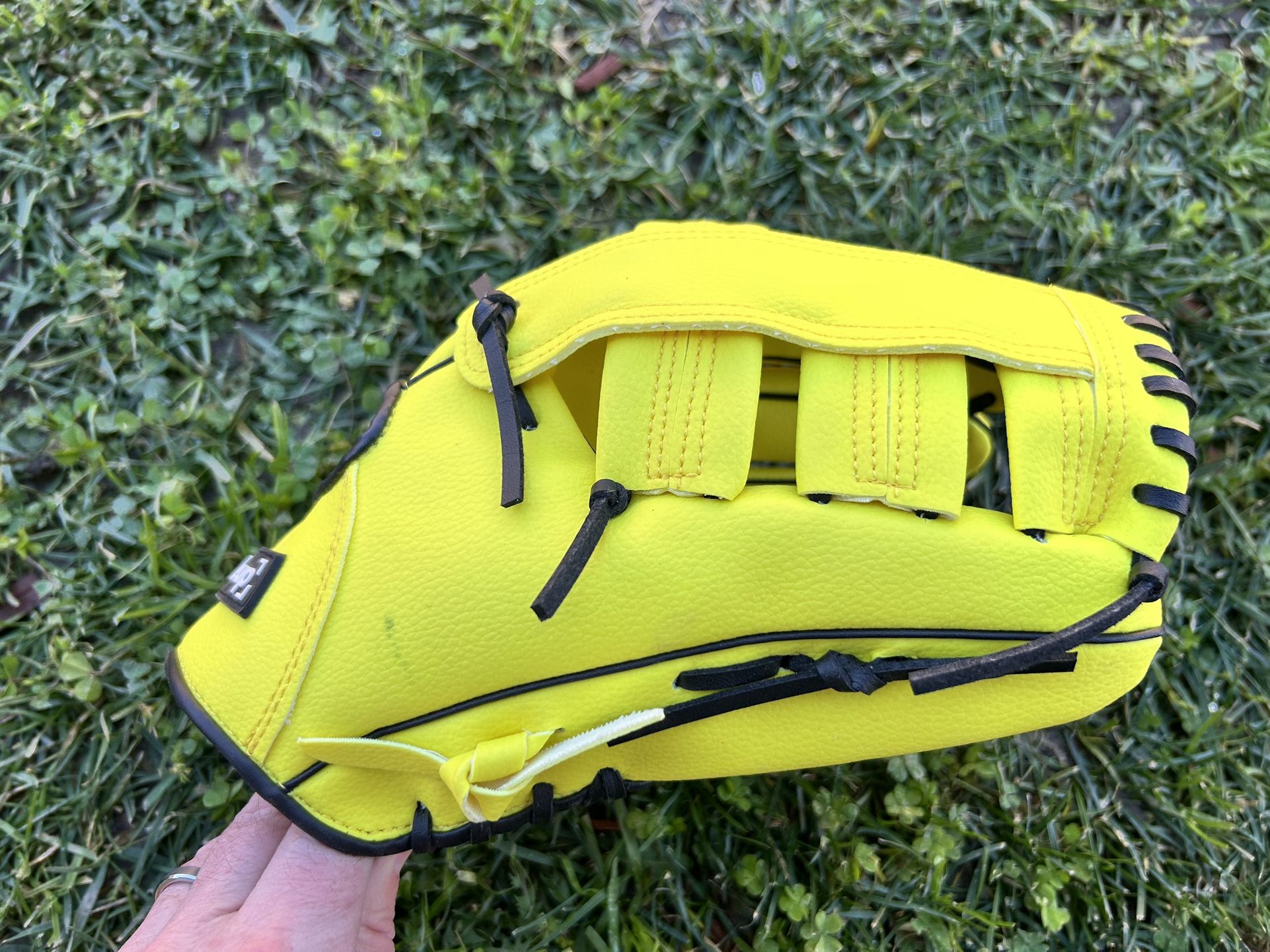 Baseball Mitt 11.5”