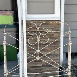 Vintage Metal Twin Bed Frame