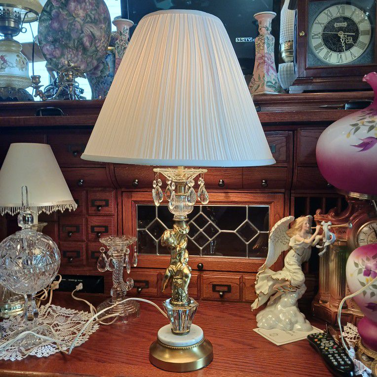  BEAUTIFUL VINTAGE BRASS AND MARBLE  CHERUBS LAMP 