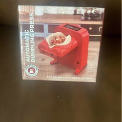 Chef’s Counter Automatic Dumpling Press 