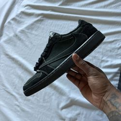 Air Jordan 1 Travis Scott 