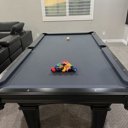 Olhausen 8 Ft Pool Table