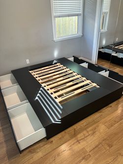 Queen Bed Frame with 6 Drawers