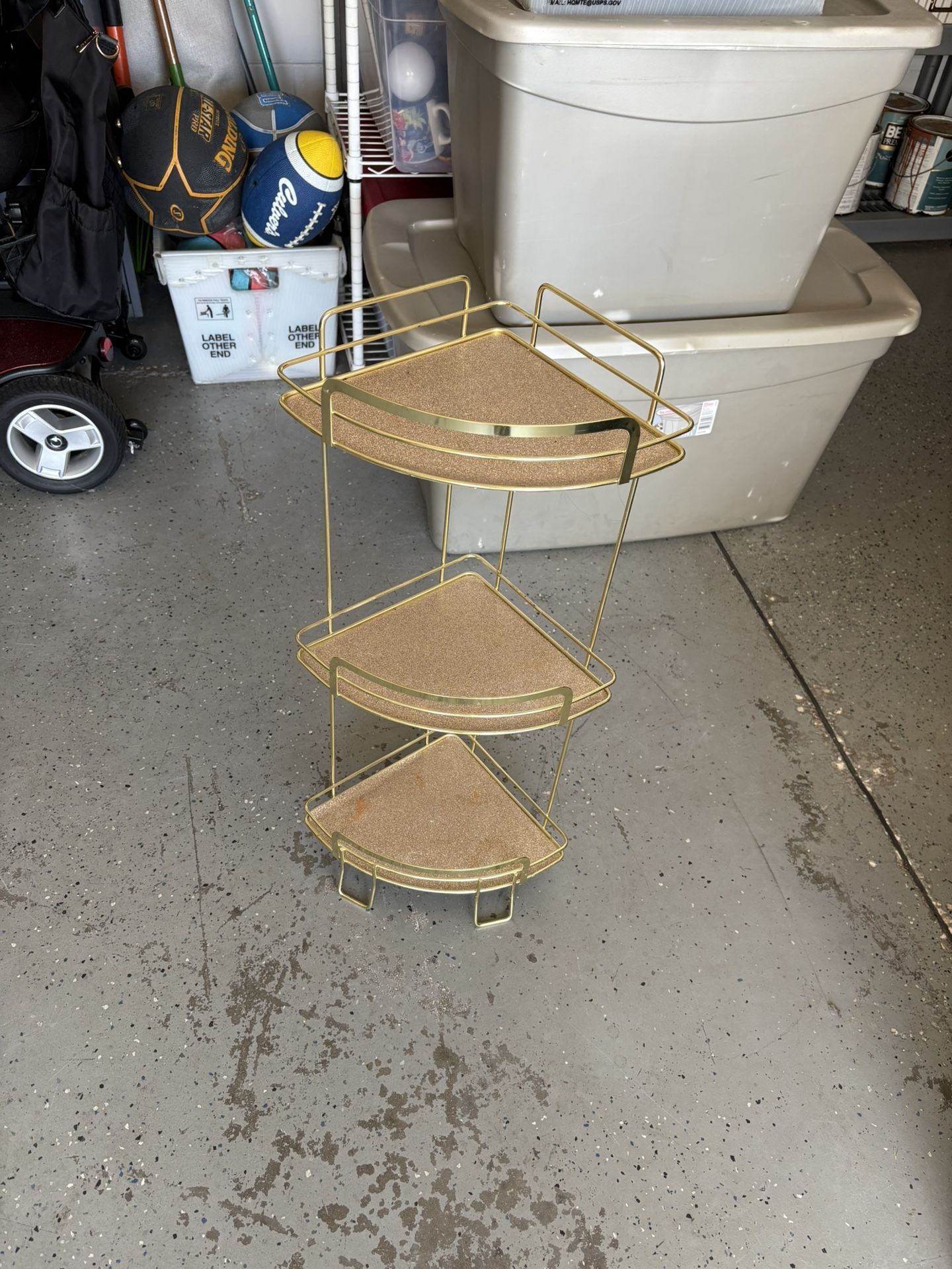 Corner Shelf Unit