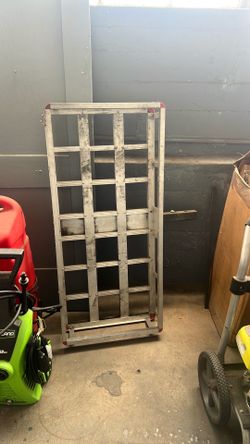 Hitch carrier