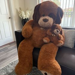   Pretty Home Decoration  Toy  Plus Dog With Poppy! Open Box  ( Ask For Price)