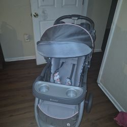 A 3 Wheel Stroller 