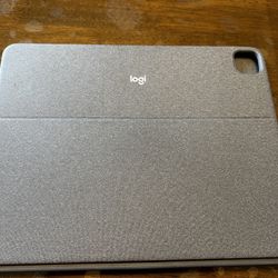 Logitech Combo Touch iPad Pro 12.9-inch (5th, 6th gen - 2021, 2022) Keyboard Case - Detachable Backlit Keyboard with Kickstand, Click-Anywhere Trackpa