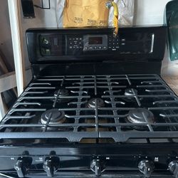 KITCHEN AID 5 Burner, Self Cleaning 30 Inch Freestanding Gas Convection Oven Stainless Steel Look