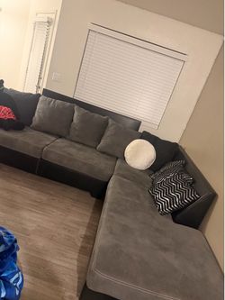 couch / Sectional