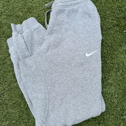 Nike Sportswear Club Fleece Joggers Heather Grey Gray Men’s 826431-063 Small