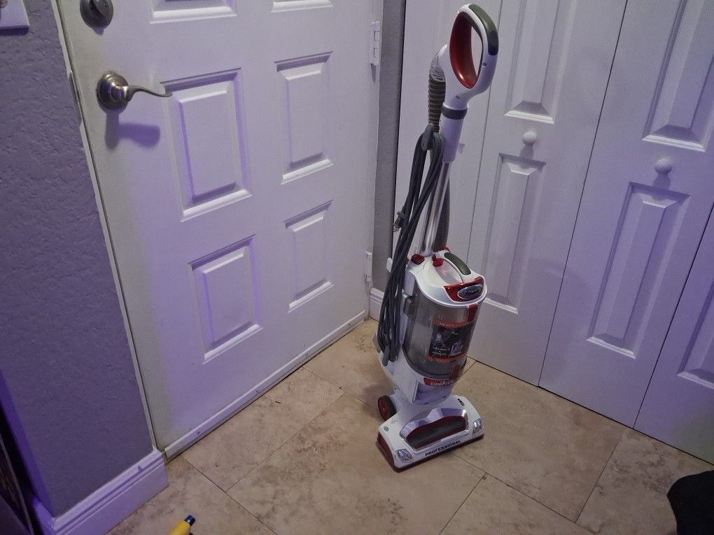 Shark Rotator Vacuum Cleaner
