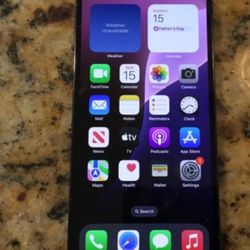 Cricket iPhone 13 128gb No iCloud