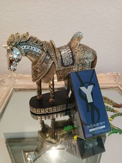 YvesSaintLaurent Cologne