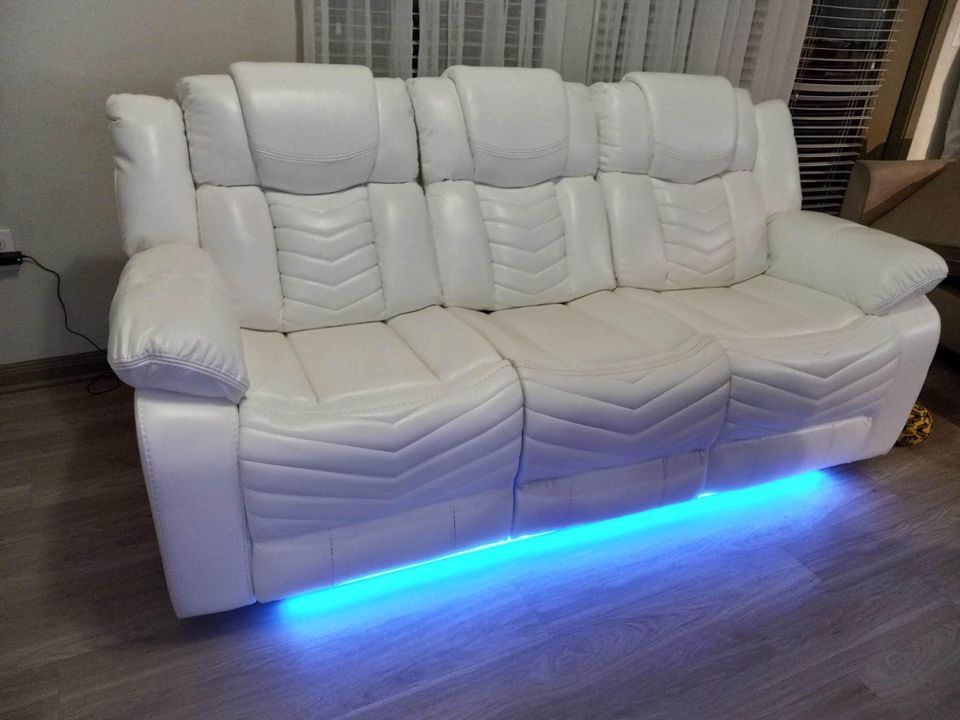 Powered Sofa Set‼️💯with Phone Chargers, Floor Lights And Cup holders ✨✅