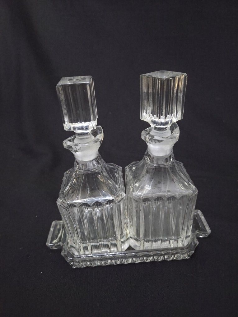 MCM 3 Piece Glass Oil & Vinegar Cruet Set Ribbed Pattern Tray(7") &Cruet( 6.75")