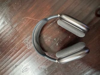 AirPods Max 1st generation AirPods Max Won’t Connect to Bluetooth  – For Parts/Repair – Must Sell Today / Leaving Soon