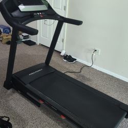 PROFORM 10.0 TREADMILL ( LIKE NEW & DELIVERY AVAILABLE TODAY)