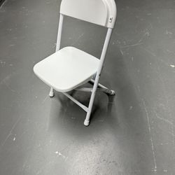 6 Kids foldable Chair