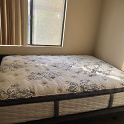 queen bed with frame 