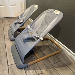 AMKE Baby Bouncer