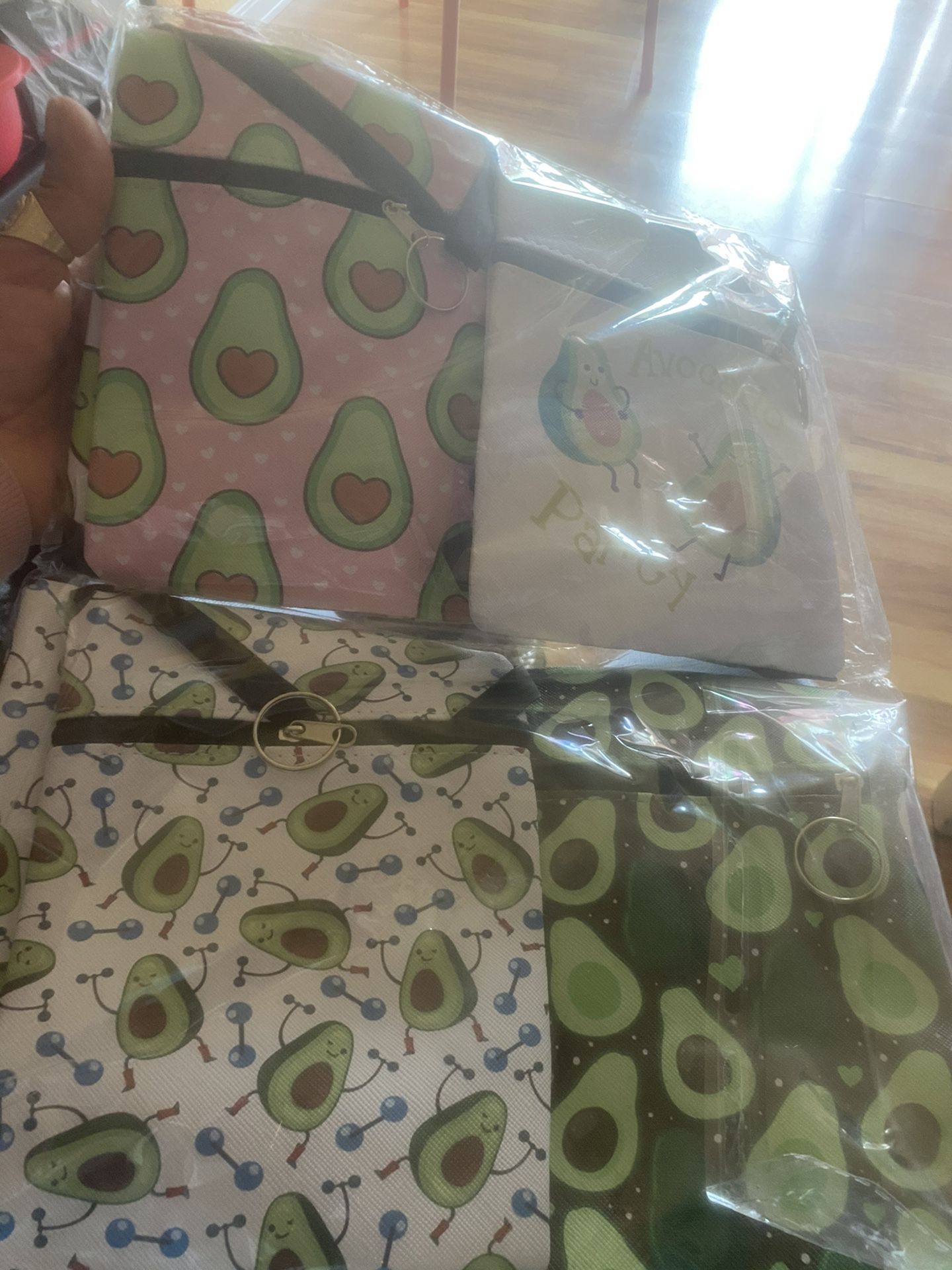 Monederos Para Nina 3 Dólares O 2 Piesas Por 5 Dólares