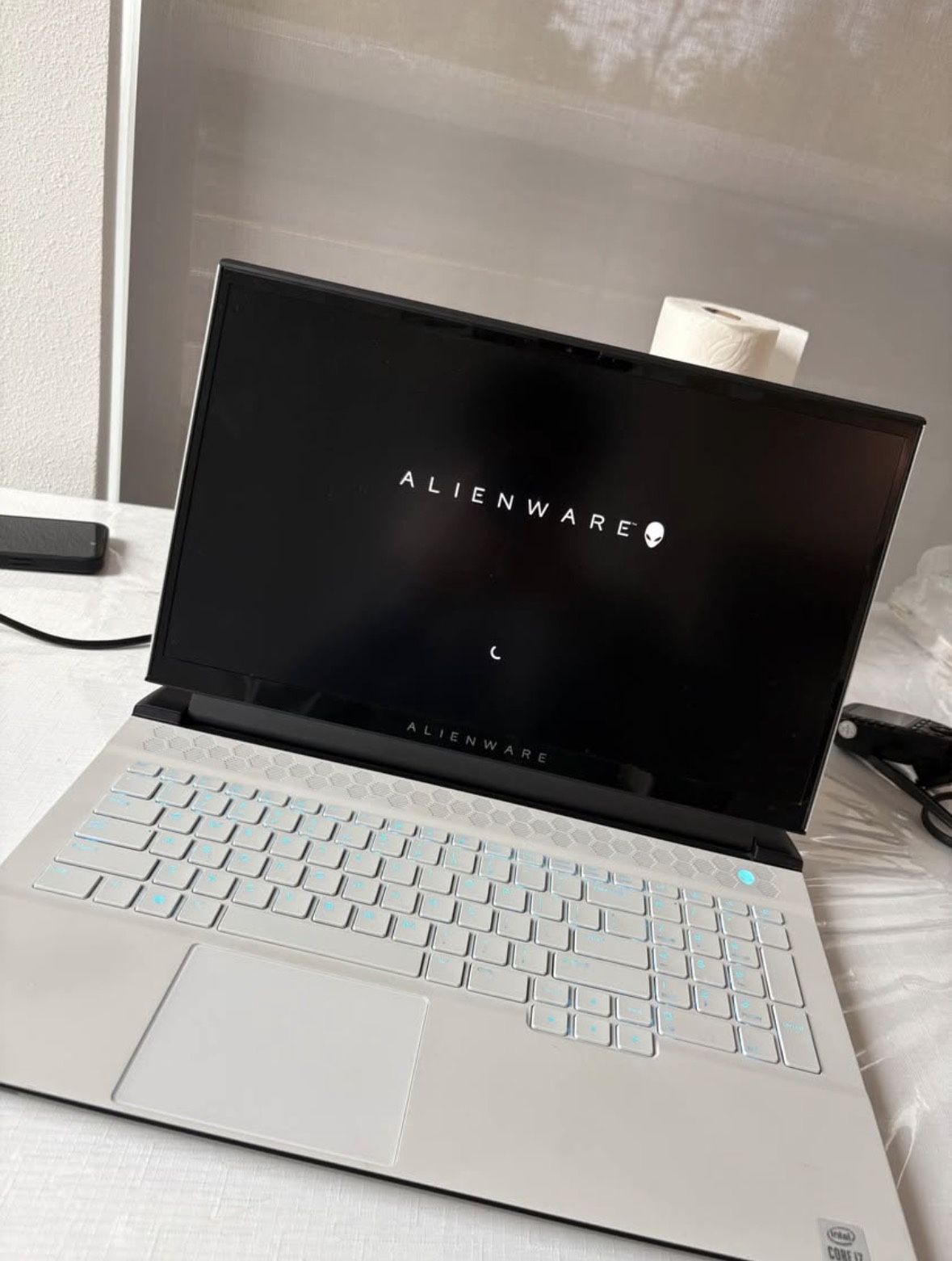 Alienware m17 R4 - 17 | 16GB / RTX 3070 / 1TB SSD / 17.3" 360Hz