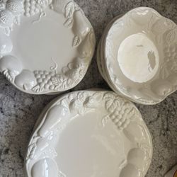 9 Plates And Bowls