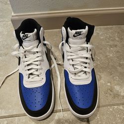 Nike mid top mens shoes. Brand new