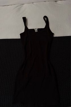 women’s fashion Q black dress size M