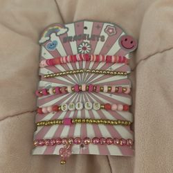 CUTE friendship bracelets😚💖🌸