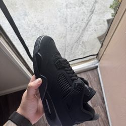 Jordan 4 Black Cat